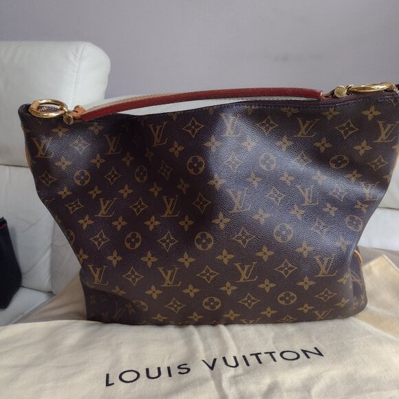 💯% Authentic Louis Vuitton Sully🌹♥️ - Picture 12 of 15